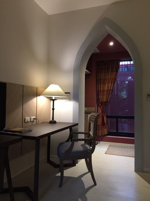 Iudia Hotel Аюттхая Экстерьер фото
