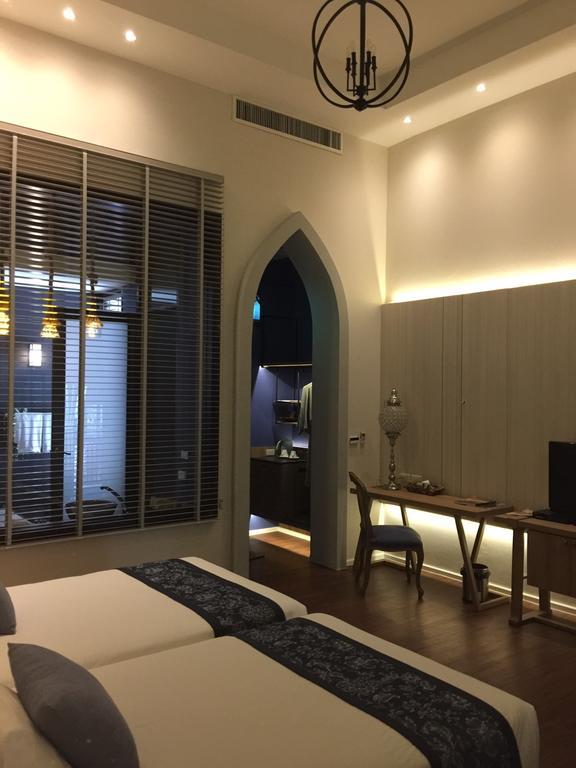 Iudia Hotel Аюттхая Экстерьер фото