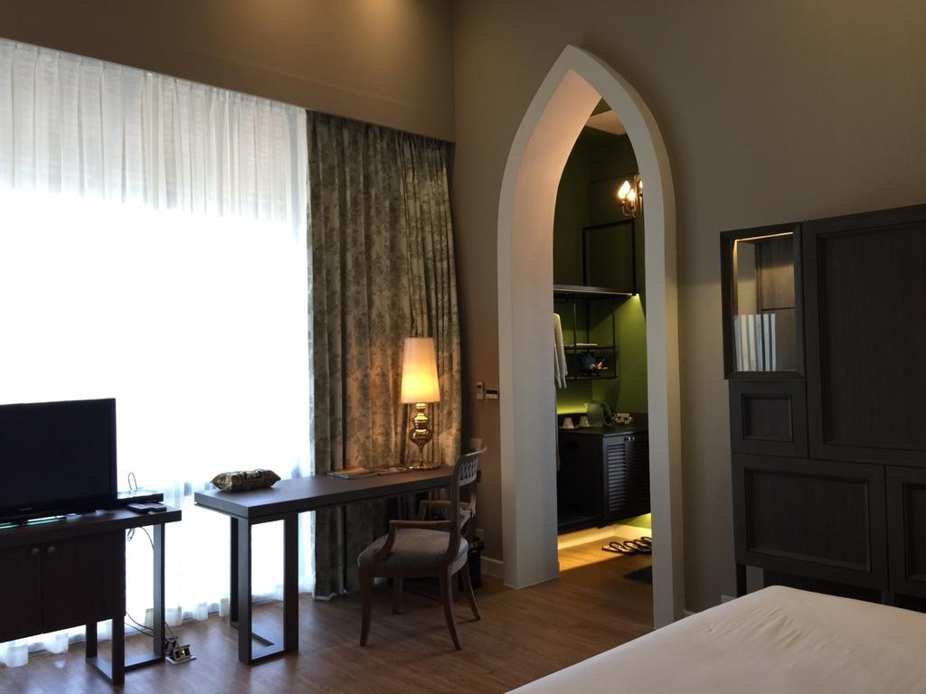 Iudia Hotel Аюттхая Экстерьер фото